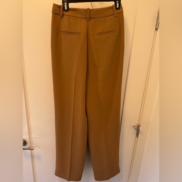 Aritzia Wilfred Effortless Pant size 6 tan - Picture 2 of 5